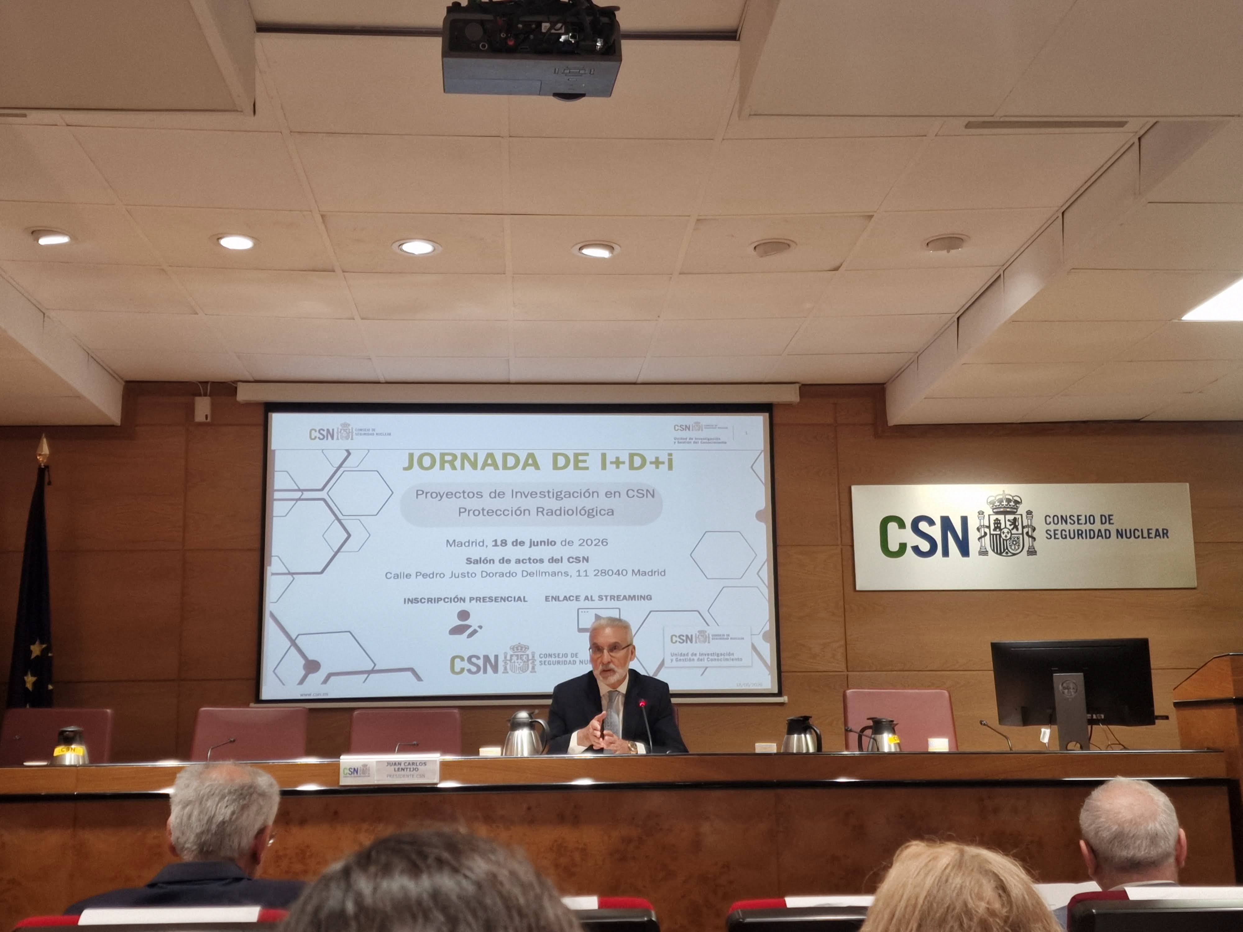 Juan Carlos Lentijo, presidente del CSN, durante la apertura de la jornada